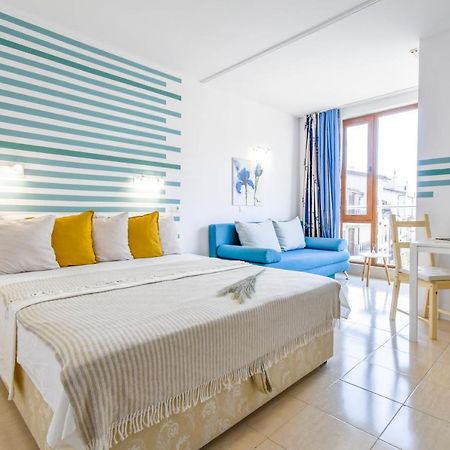 Modern Studios - Meters Away From The Beach Pomorie Eksteriør bilde